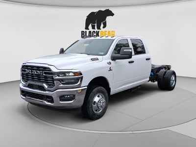 2027 RAM Ram 3500 Chassis Cab RAM 3500 TRADESMAN CREW CAB CHASSIS 4X4 60' CA