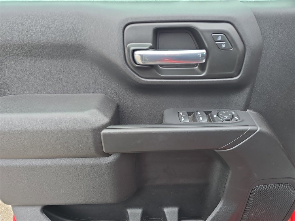 2025 Chevrolet Silverado 1500 4WD Crew Cab Short Bed Custom