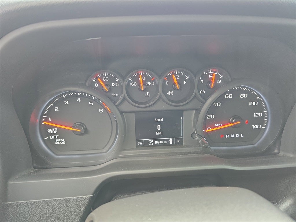 2025 Chevrolet Silverado 1500 4WD Crew Cab Short Bed Custom