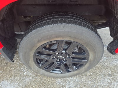 2025 Chevrolet Silverado 1500 4WD Crew Cab Short Bed Custom