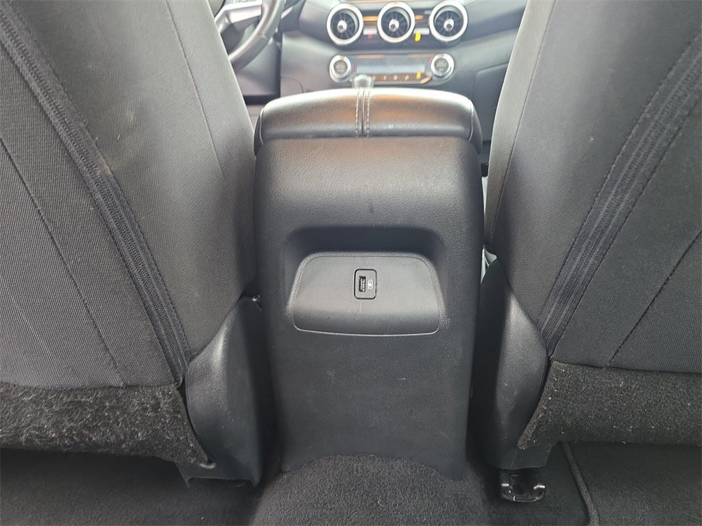 2021 Nissan Sentra SV Xtronic CVT