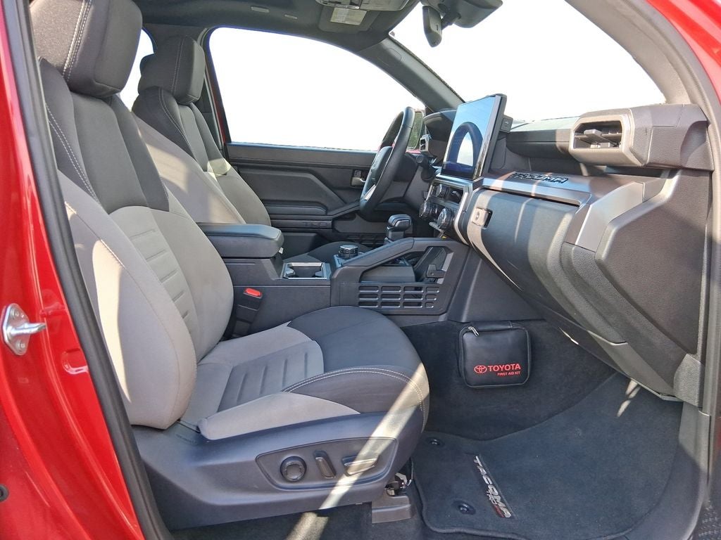 2025 Toyota Tacoma Hybrid TRD Sport 4WD
