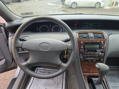 2001 Toyota Avalon Base