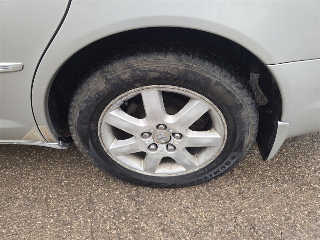 2001 Toyota Avalon Base