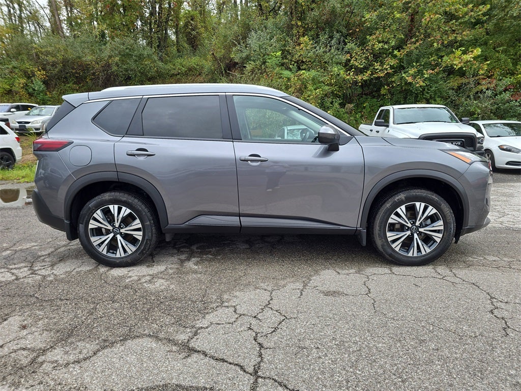 2022 Nissan Rogue SV Intelligent AWD