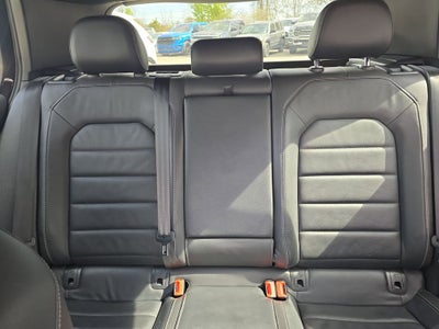 2017 Volkswagen Golf R 4-Door w/DCC & Navigation