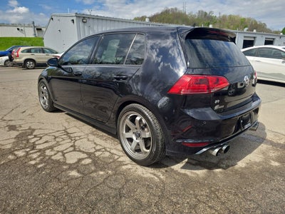 2017 Volkswagen Golf R 4-Door w/DCC & Navigation