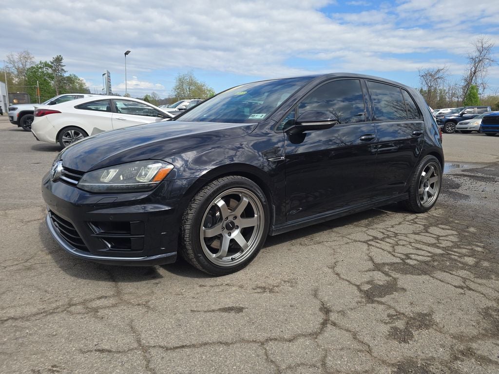 2017 Volkswagen Golf R 4-Door w/DCC & Navigation