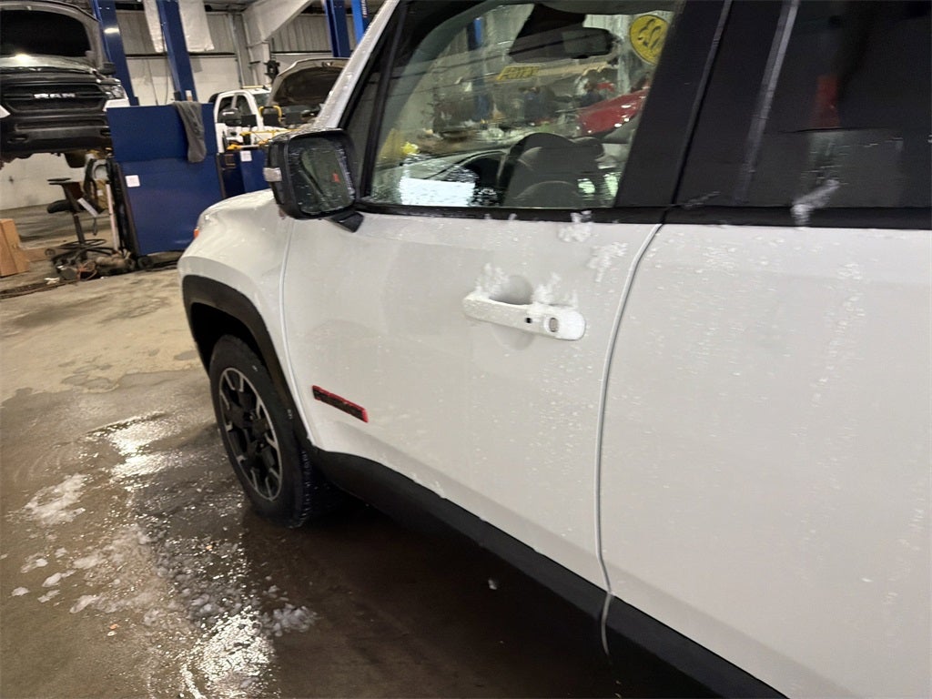 2023 Jeep Renegade Trailhawk 4x4